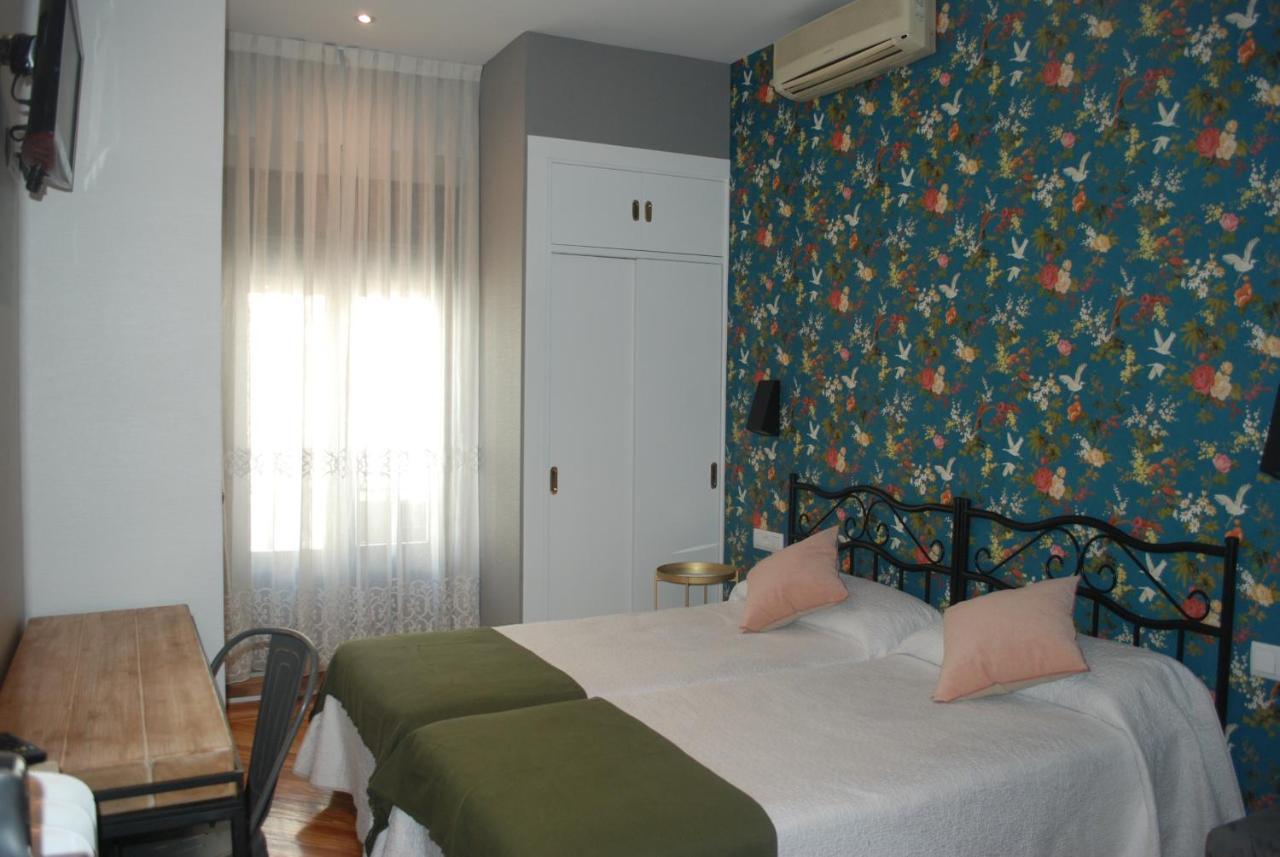 Hostal Avenida Μαδρίτη Εξωτερικό φωτογραφία