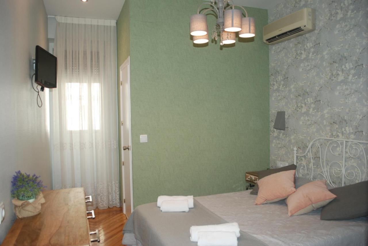 Hostal Avenida Μαδρίτη Εξωτερικό φωτογραφία