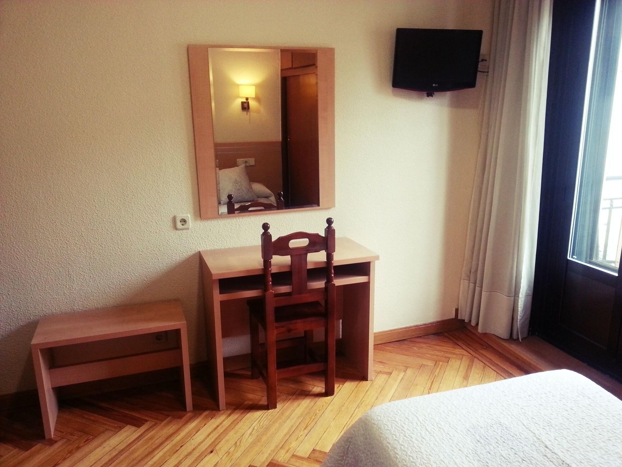 Hostal Avenida Μαδρίτη Εξωτερικό φωτογραφία