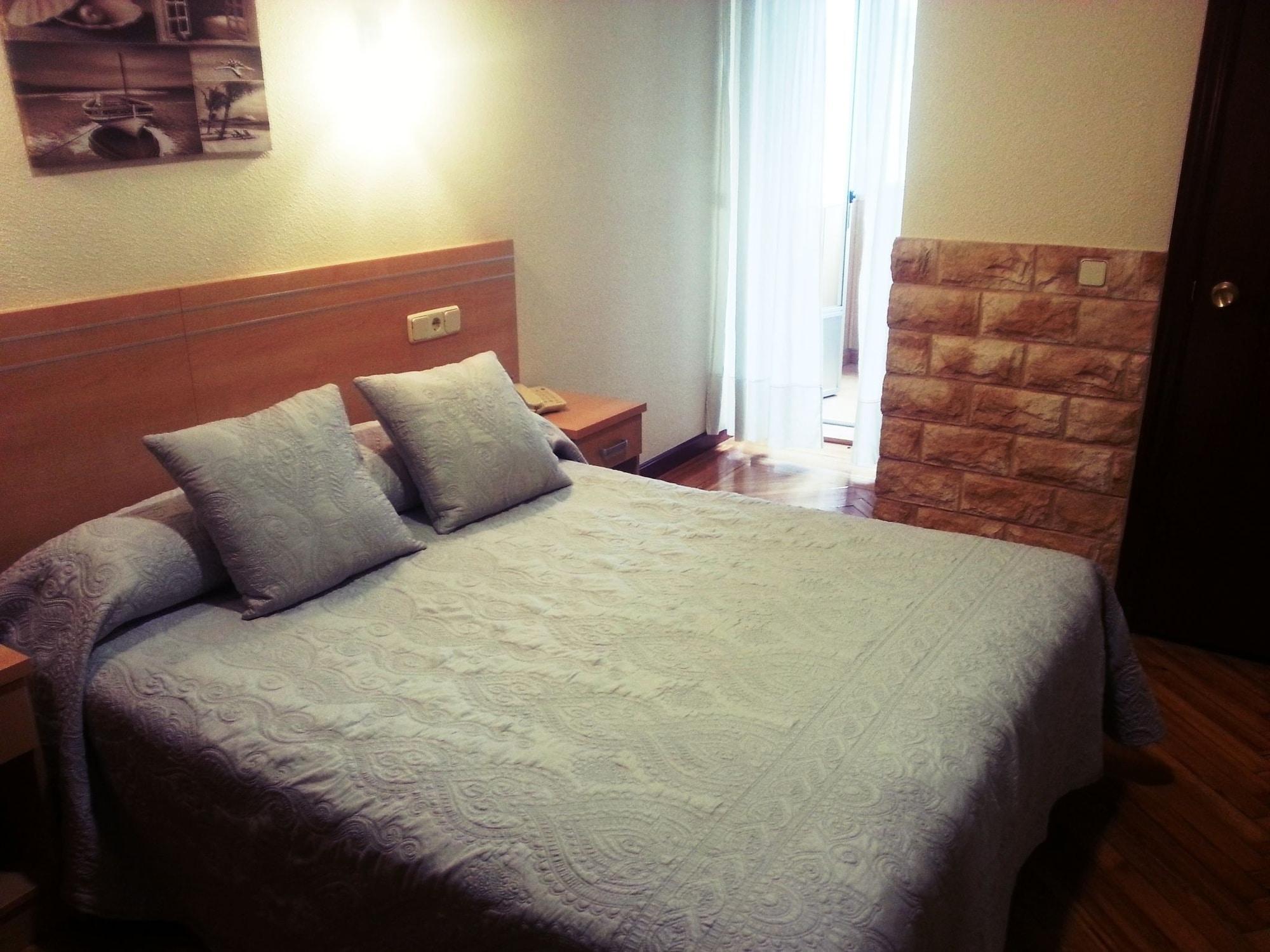 Hostal Avenida Μαδρίτη Εξωτερικό φωτογραφία