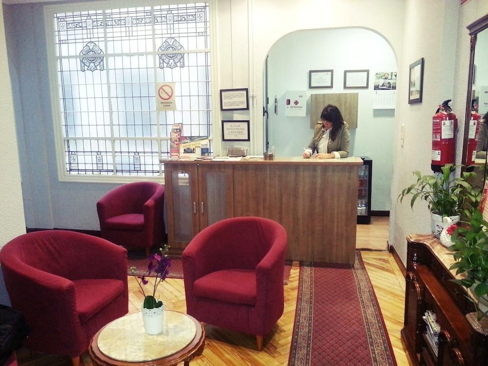 Hostal Avenida Μαδρίτη Εξωτερικό φωτογραφία