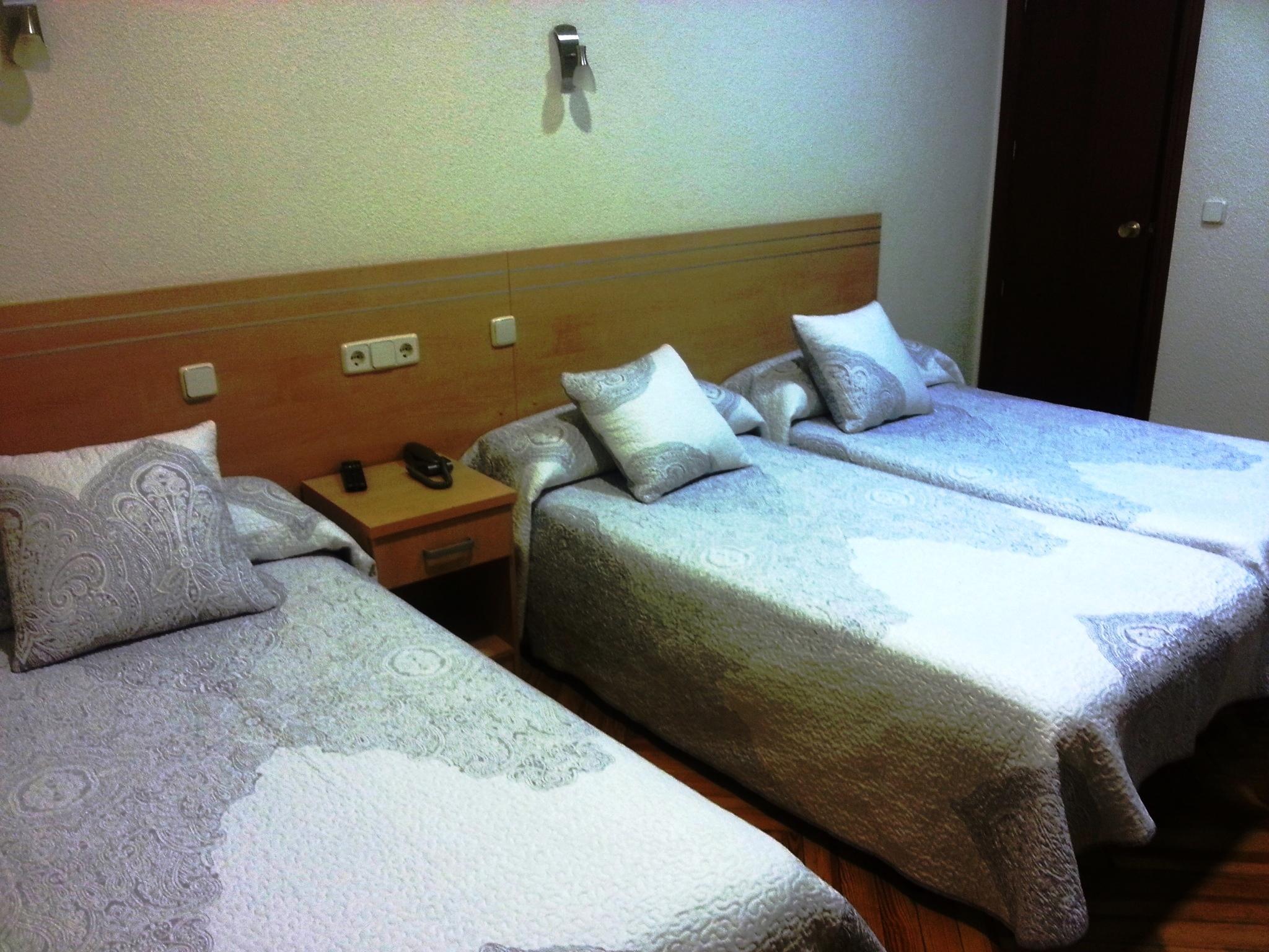 Hostal Avenida Μαδρίτη Εξωτερικό φωτογραφία