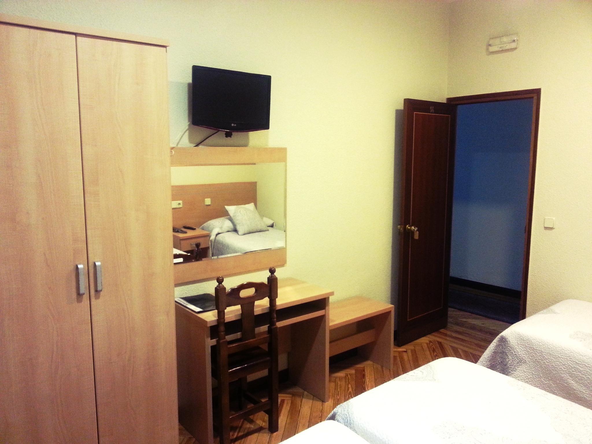 Hostal Avenida Μαδρίτη Εξωτερικό φωτογραφία