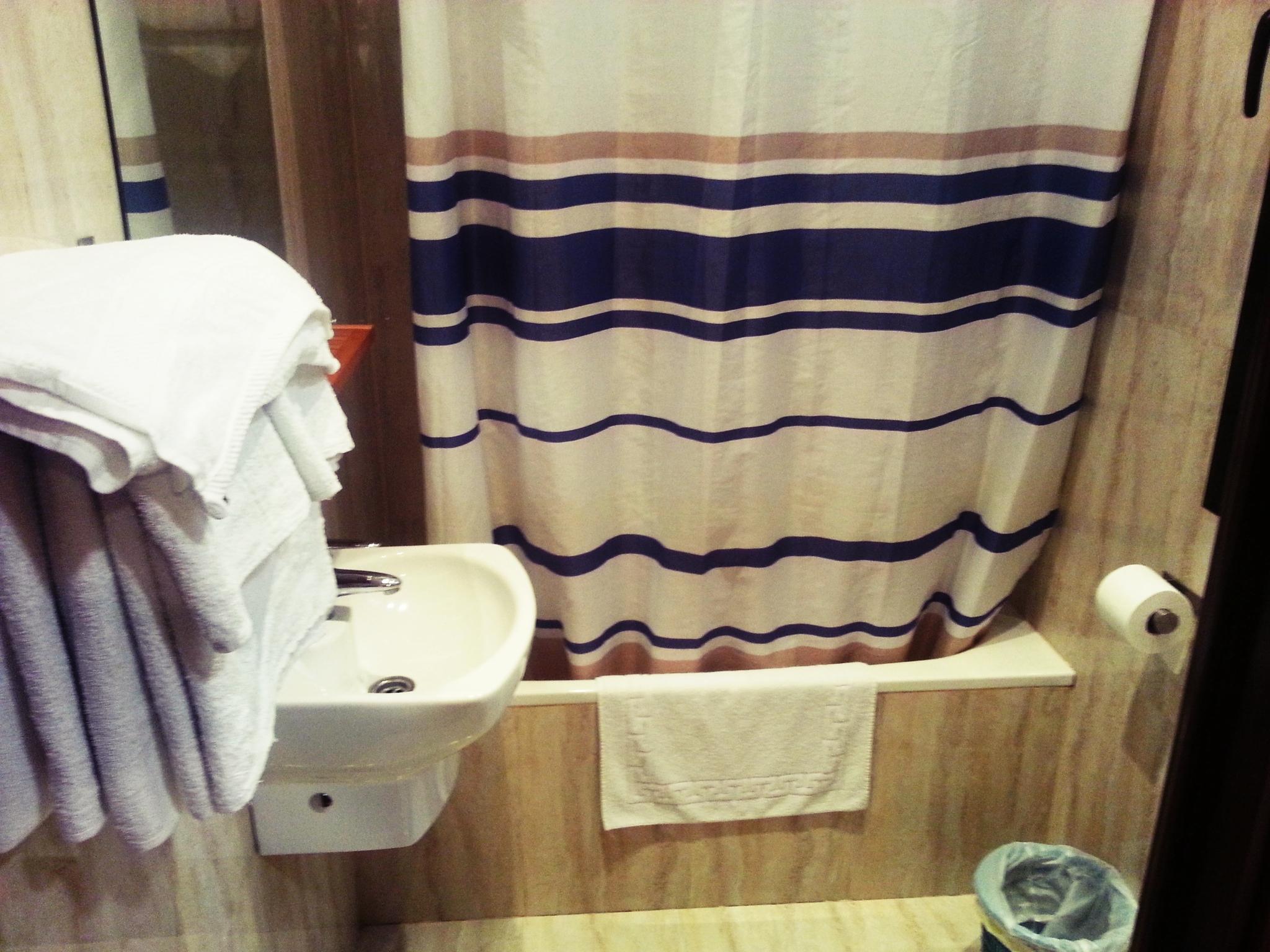 Hostal Avenida Μαδρίτη Εξωτερικό φωτογραφία