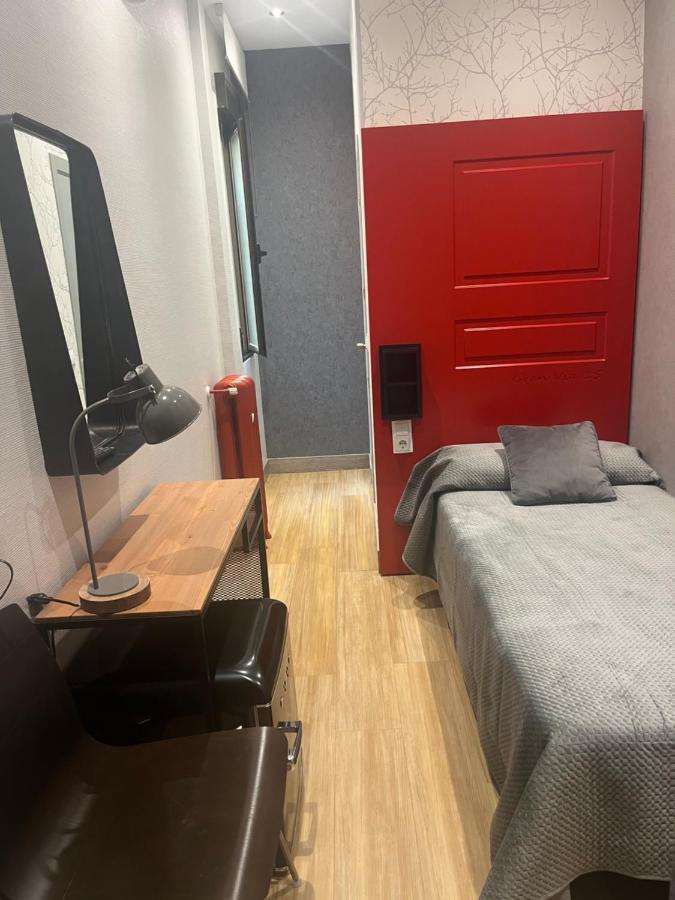 Hostal Avenida Μαδρίτη Εξωτερικό φωτογραφία
